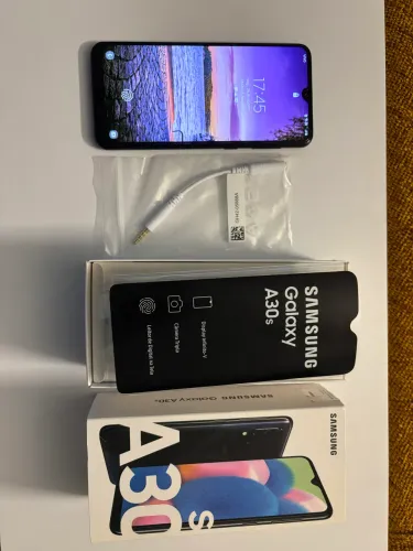 Samsung Galaxy A30S Excelente Estado