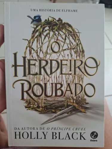 Livro O Herdeiro Roubado - Holly Black (acompanha marcador)