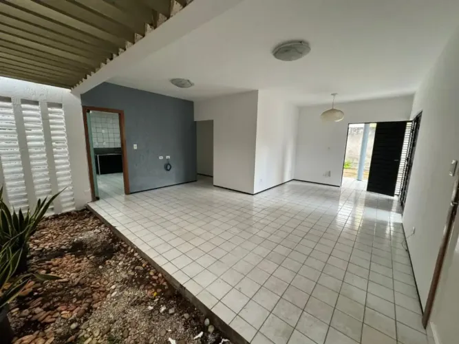 Imóvel para aluguel tem 200 metros quadrados com 3 quartos em Ininga - Teresina - PI