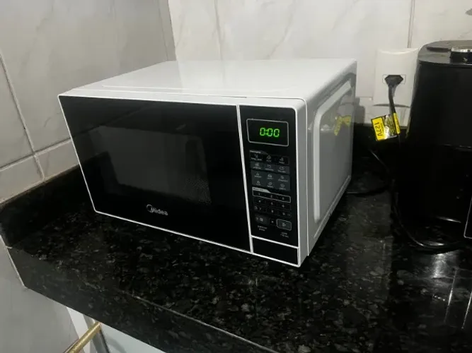 Microondas 20L