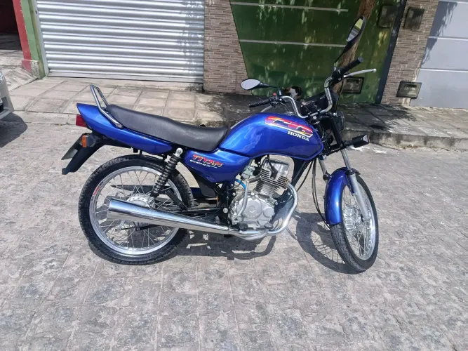 UNICO DONO EMPLACADA