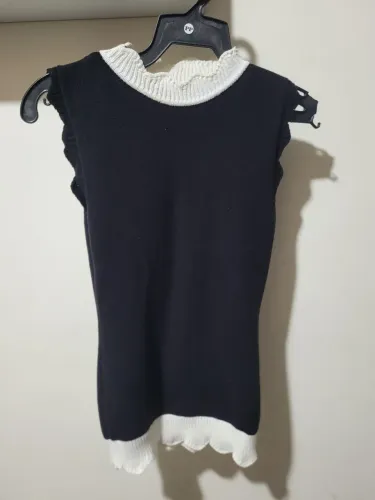 Lote com várias peças roupas