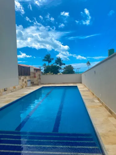 Apartamento térreo mobiliado com jardim e vista mar Cumbuco Ceará