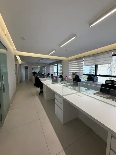 Sala Comercial para aluguel com 180 metros quadrados em Nazaré - Belém - PA