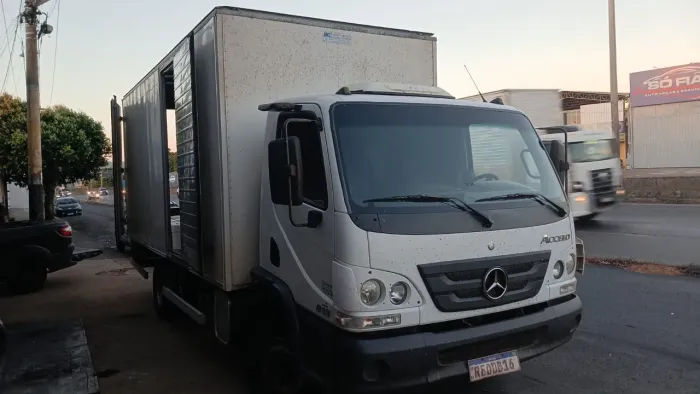Acelo 815 C