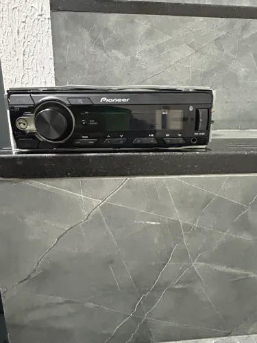 Rádio Bluetooth pioneer
