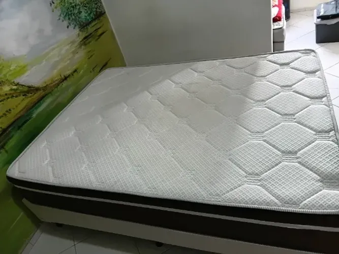 Cama box com colchão Casal