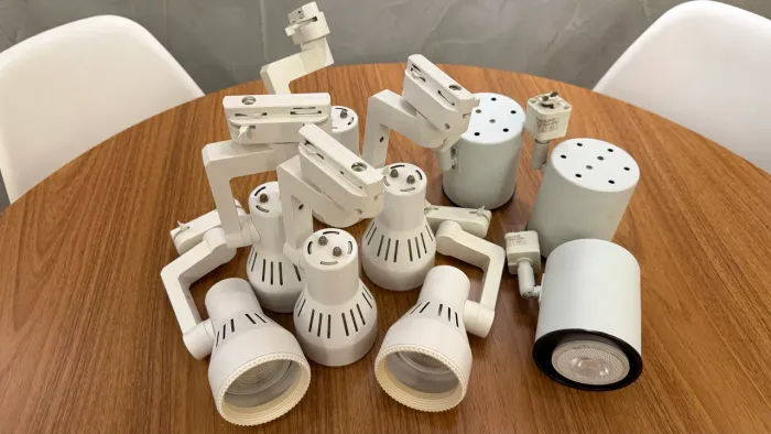 Spot Par20 para Trilho Direcionável em Alumínio