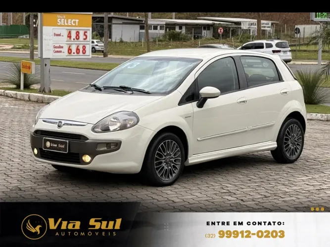 Fiat Punto Sporting Dualogic 1.8 Flex 16V 5P 2013
