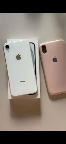 IPHONE XR 64 GB EM EXCELENTE ESTADO DE CONSERVAÇÃO 