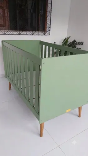 Berço (linha Isis)