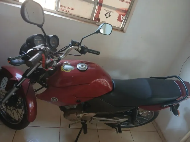 Vendo ou troco moto documentada