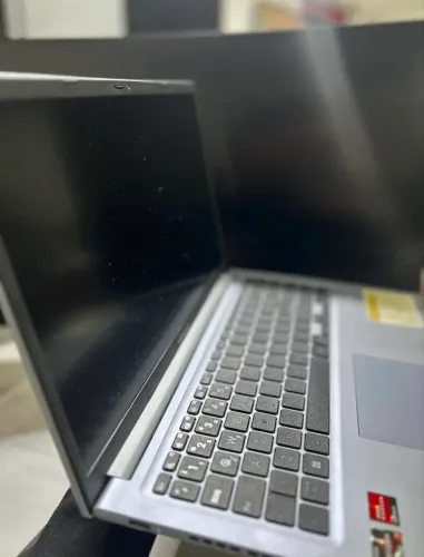 Notebook Asus Vivobook 15