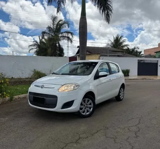 Fiat Palio Attractive 1.0 EVO Fire Flex 8V 5P 2012