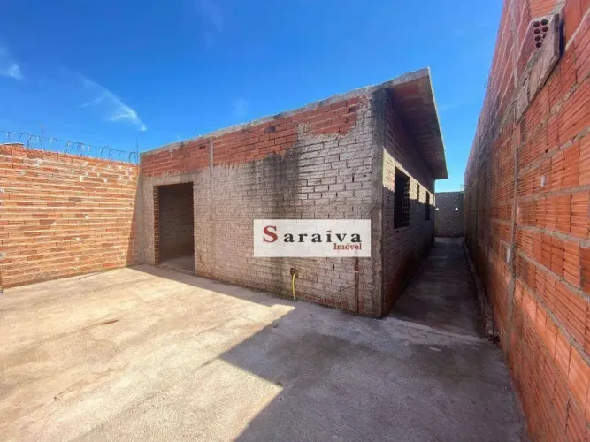 Casa com 2 dormitórios à venda, 140 m² por R$ 165.000 - Jd Bela Vista - Itapuí/SP