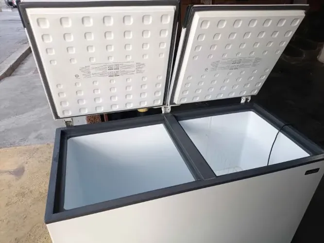 Freezer horizontal Esmaltec seminovo