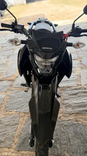 Bros 2025 apenas 1600 km