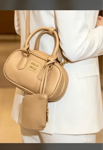 Bolsa insp miumiu