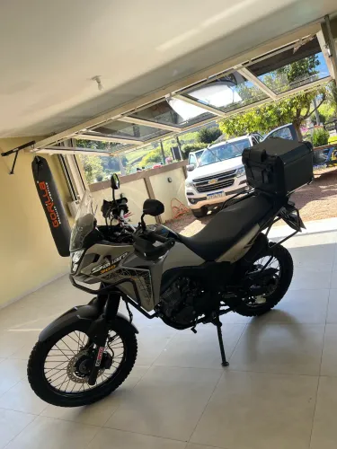 HONDA SAHARA 300 ADVENTURE 2024