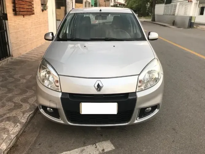 Renault Sandero Privilège Hi-flex 1.6 16V 5P AUT 2012