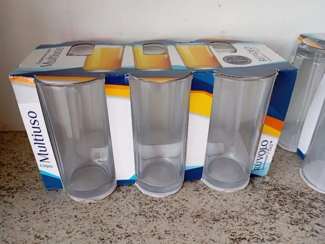 Jogo de copos com 6 unidades