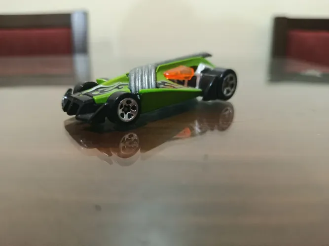 Miniatura Hot Wheels Vulture Roadster