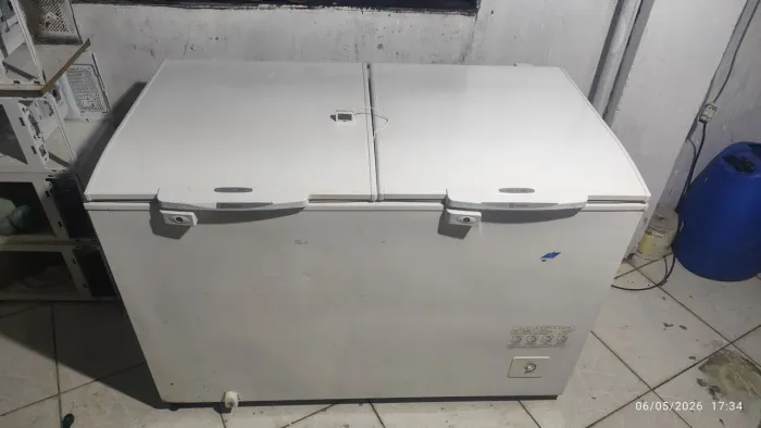 Frase horizontal 400l col garantia e entrega de 06 meses 