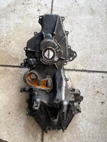 Tampa lateral motor/ bomba de oleo, sandero logan 1.0 3 cilindros 