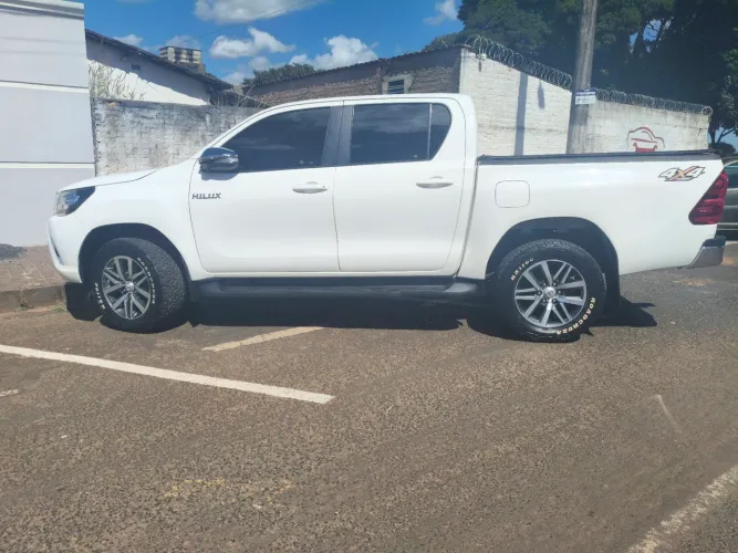 Toyota Hilux CD SRV 4X4 2.8 TDI Diesel Aut. 2016