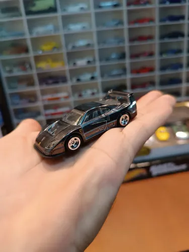 Minis