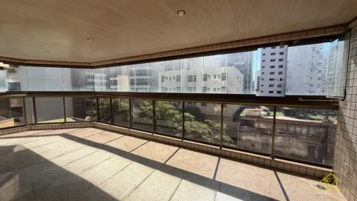 Apartamento perto da Praia em Praia da Costa: 4 Quartos com Suíte com Praticidade cod 3436