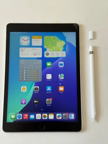 Ipad 9ª geração, prata, semi novo, com película!