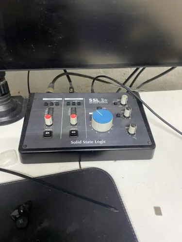 Placa de áudio ssl 2+