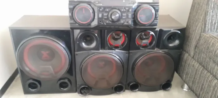 LG XBOOM 2250W