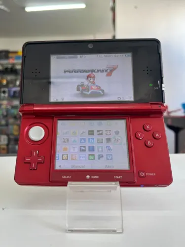 CONSOLE NINTENDO 3DS FLAME RED 64GB DESBLOQUEADO SEMINOVO - NINTENDO