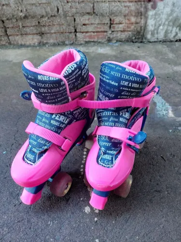 Vende-se patins Good Feeling com luz ajustável Tam. 34 a 38 - Seminovo