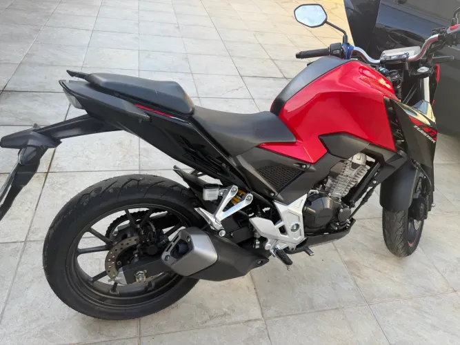 Honda CB300F Twister - ABS