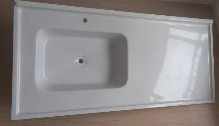 Pia cozinha cerâmica 1,20 x 55 com Torneira Novo