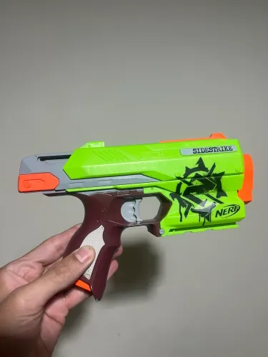 Lançador de dardos Nerf (até 2x)