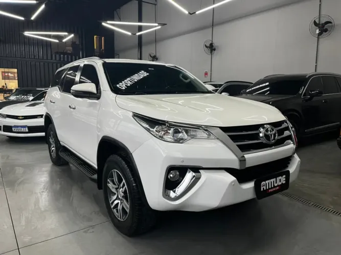 Toyota Hilux SW4 SRV 4X2 2.7 Flex 16V Aut. 2019