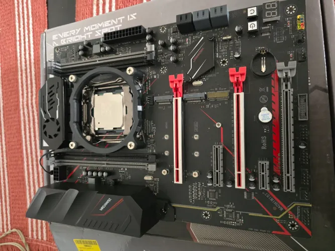 Kit Placa Mãe Gamer Machinist MR9A PRO + Processador Xeon E5-2630-V4