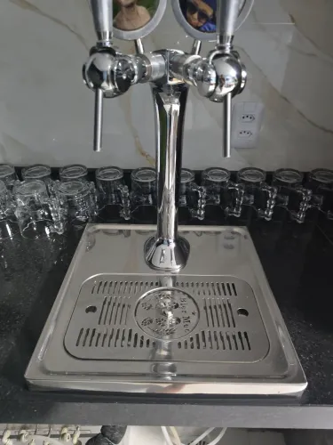 Vende-se uma máquina de chopp