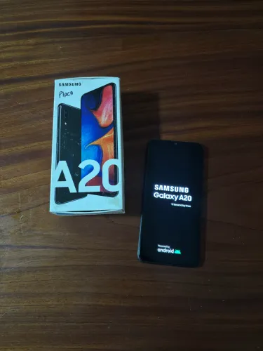 Celular Samsung Galaxy A20 32gb