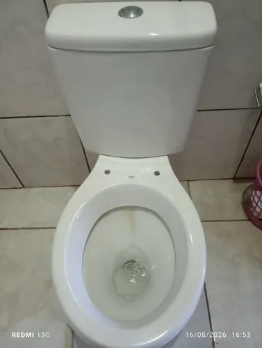 Vaso sanitário com caixa acoplada