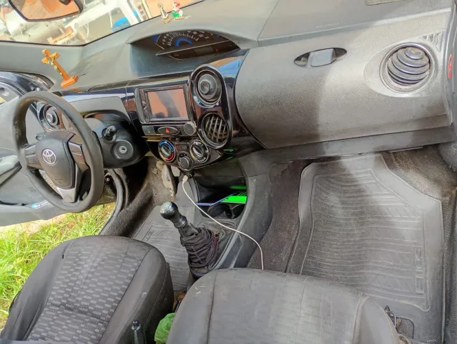 Toyota Etios X 1.3 Flex 16V 5P Mec. 2016