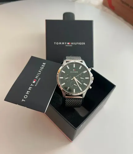 Lindo Relógio Tommy Hilfiger - Mod. TH 50.1.14.3358 - Estado de novo!