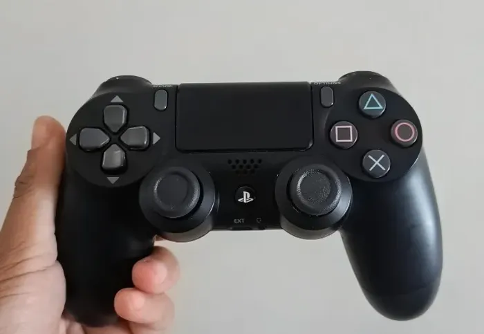 Controle de PS4 original preto