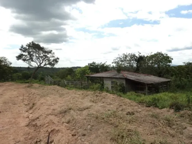 Pará de Minas - Sítio - 40.000 m² -  Só R$ 142.000,00 - Oportunidade única