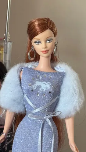 Boneca barbie taurus