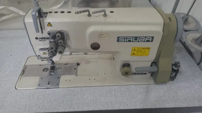 Maquina Pespontadeira Industrial Siruba T828-72-064HL 2 Agulhas Completa + Mesa + Motor